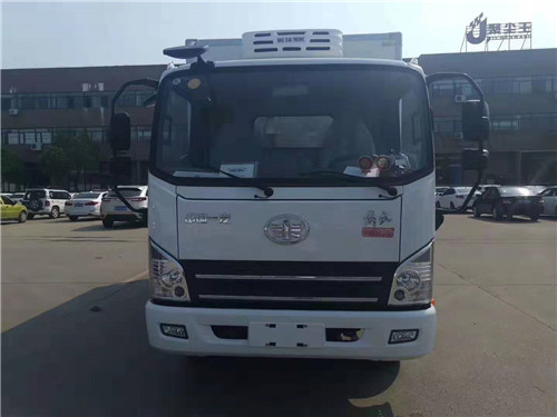 解放虎VN藍(lán)牌廂長4.13米冷藏車，不超重，歡迎訂購