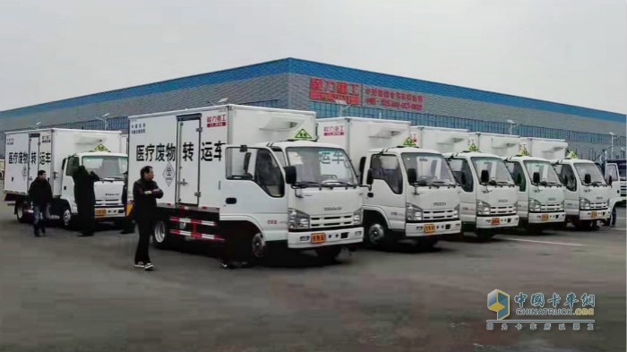 慶鈴汽車積極響應疫情防控 20輛醫(yī)療廢物轉(zhuǎn)運車支援武漢