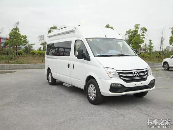 內(nèi)飾高檔！實拍定制版大通V80長軸房車