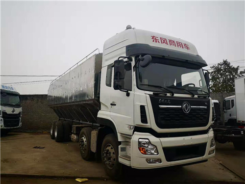 國五東風天龍前四后八40方鋁合金飼料車自重輕，拉的多，不超載