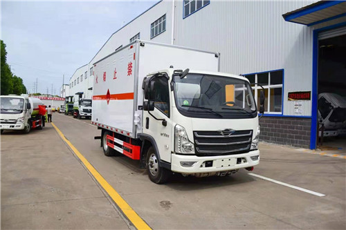 福田時(shí)代4.2米危險(xiǎn)品廂式現(xiàn)車2臺(tái)可出爆破，氣體，液體，腐蝕，雜項(xiàng)