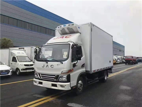 國六江淮駿鈴V5冷藏車，150馬力大馬力發(fā)動機(jī)圖片參數(shù)介紹