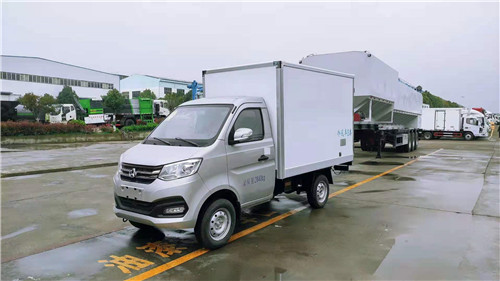 國六重慶長(zhǎng)安 跨越X1 單輪冷藏車圖片參數(shù)介紹