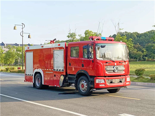 國六東風(fēng)D9六噸水罐消防車、泡沫消防車