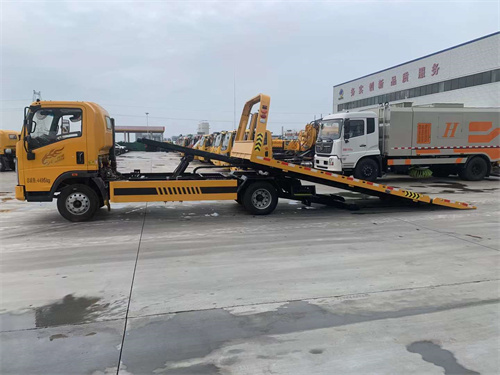 小豪曼3650軸距7噸板清障車不僅擁有出色的承載能力，還具有舒適性和安全性