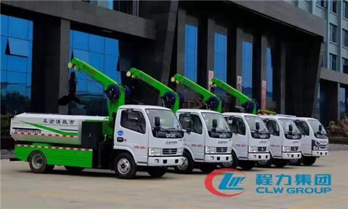 程力標(biāo)準(zhǔn)化智能化多功能市政清淤車受到市場熱捧。