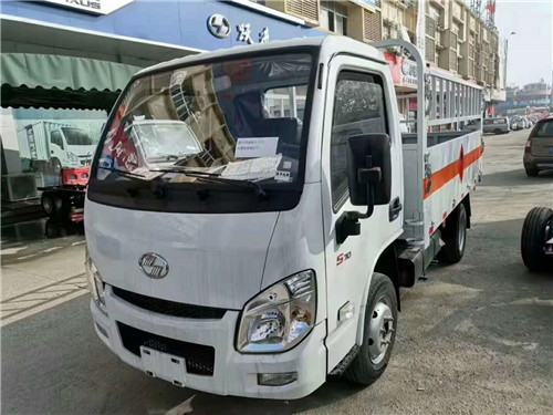 特大好消息 上汽躍進(jìn)國六氣瓶運(yùn)輸車北京環(huán)保已下發(fā)，可在北京上牌，暢行無阻！ (3).jpg