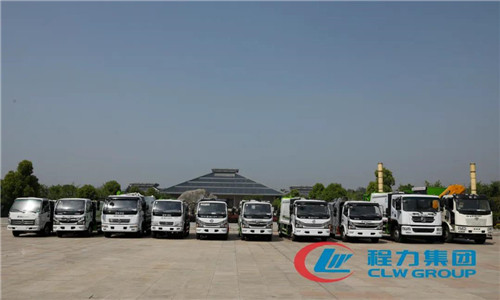  程力吊裝壓縮垃圾車專業(yè)廠，以科技創(chuàng)新為先導(dǎo)，吊裝壓縮垃圾車系列產(chǎn)品一舉成為網(wǎng)紅產(chǎn)品。