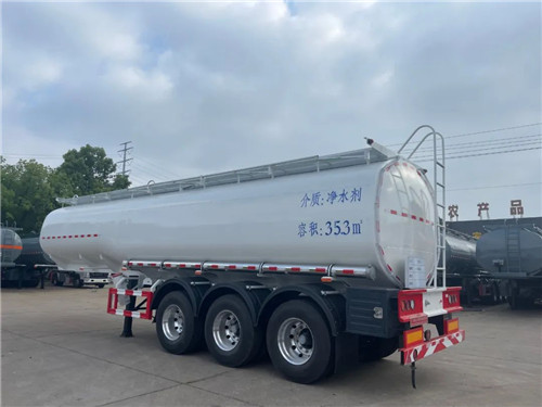 程力普貨通液體運(yùn)車(chē)供液車(chē)和食用油運(yùn)輸車(chē)