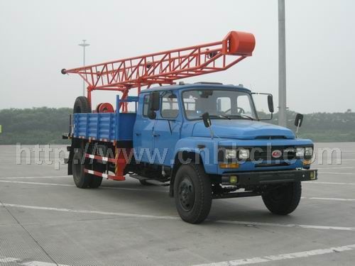 東風(fēng)140流動(dòng)鉆井車(chē) 打井車(chē)