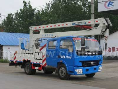 國(guó)四躍進(jìn)高空作業(yè)車